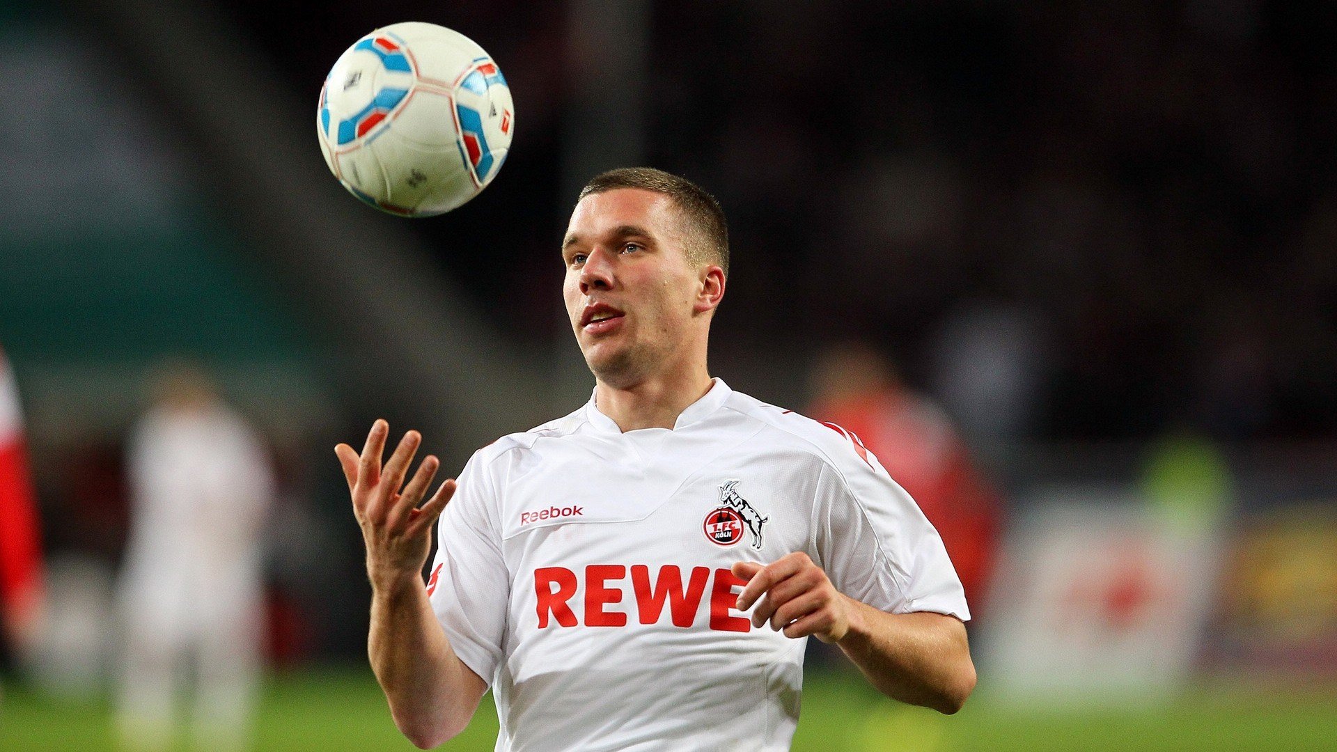 乐鱼体育网页登录-西汉姆联门将神勇，力助球队稳固前列，西汉姆联的球员